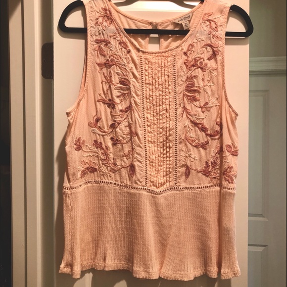 SOLD Lucky Brand peach embroidered top - Picture 8 of 10